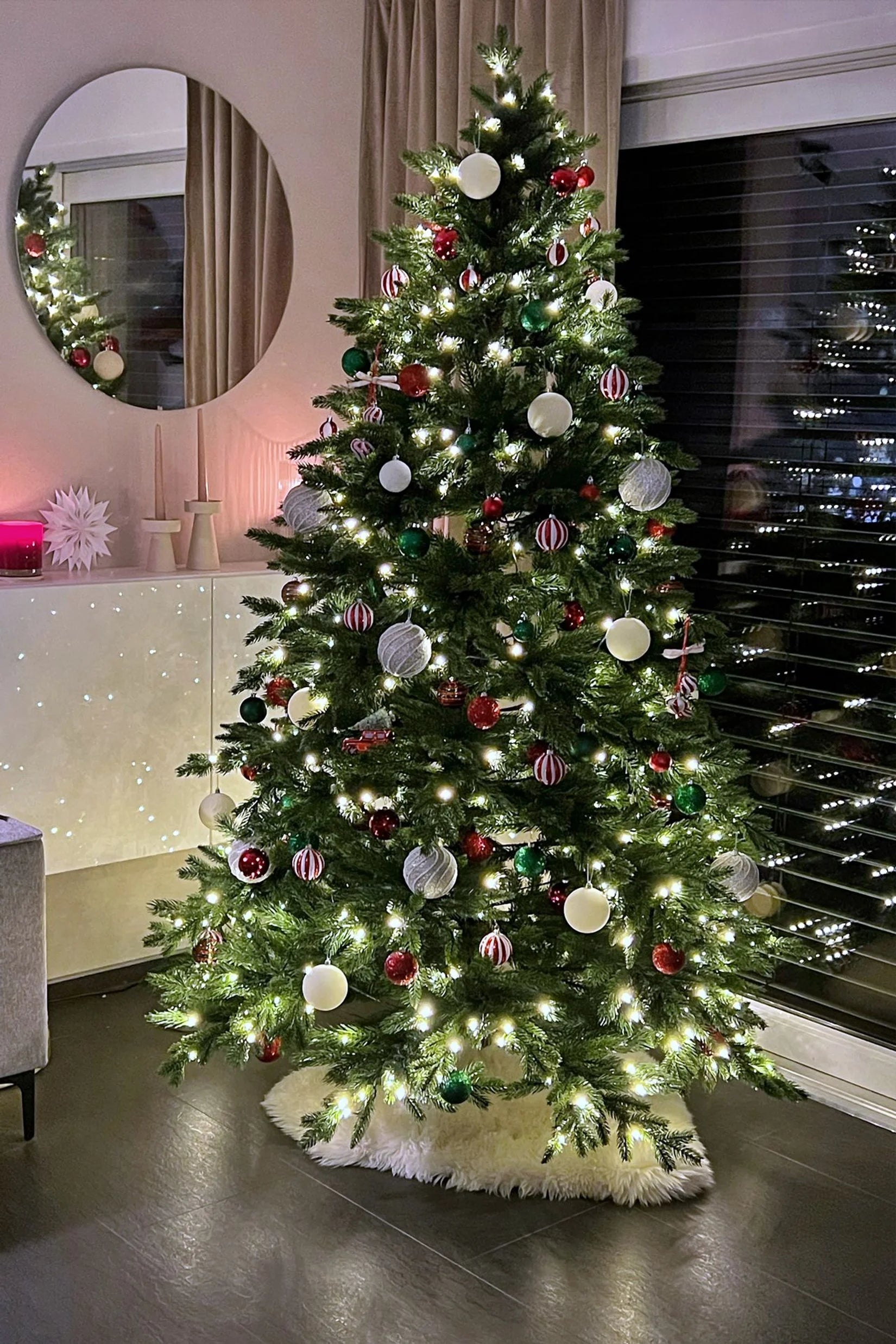 Arbre de Noël artificiel - David | 210 cm, avec lumières LED