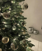 Arbre de Noël artificiel - David | 240 cm, avec lumières LED
