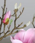 Künstliches Magnolien Arrangement - Ichigo | 50 cm | in Glasvase - Kunstpflanzen von aplanta
